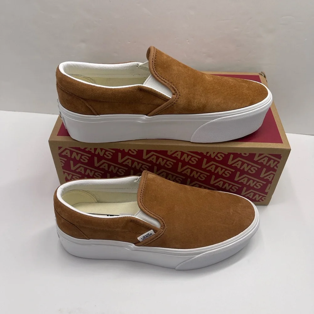 Vans Classic Slip-On Stackform Nubuck Chipmunk VN000CN1GWT Platform Sneakers